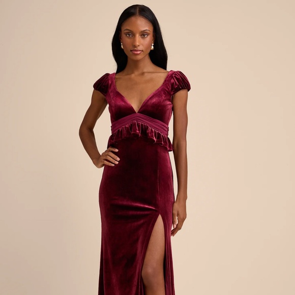 Lulus Dresses & Skirts - Lulus Romari Burgundy Velvet Ruffled Puff Sleeve Bow Maxi Dress Red - Size M